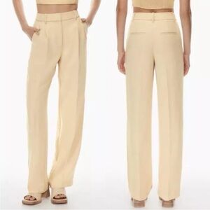 Aritzia- The Effortless Pants Yellow Beige Cream Size 4 Wide Leg